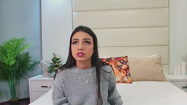 Snapshot of VanessaEllis chatting on 12/27/24, 10:37 VanessaEllis online show from 12/27/24, 10:37