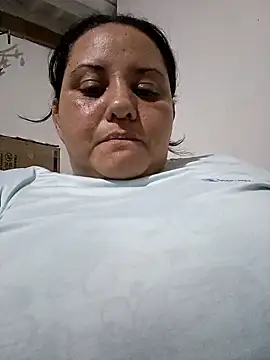 tetasgrandes karol online show from 02/14/26, 01:46