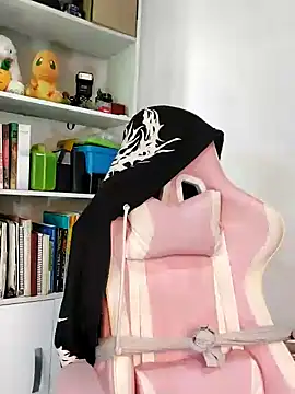 ItsNaiixa online show from 02/01/26, 06:50