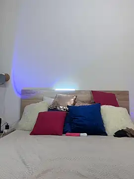 KateRedgar online show from 02/17/26, 01:40