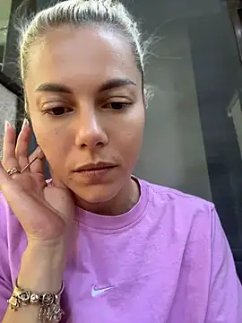 Snapshot of tanyagrey chatting on 06/19/26, 06:29 tanyagrey online show from 06/19/26, 06:29