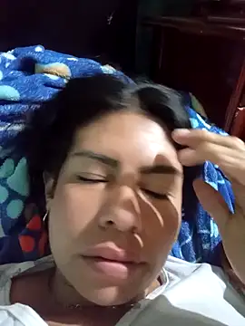 Alanagracia online show from 04/17/26, 01:14