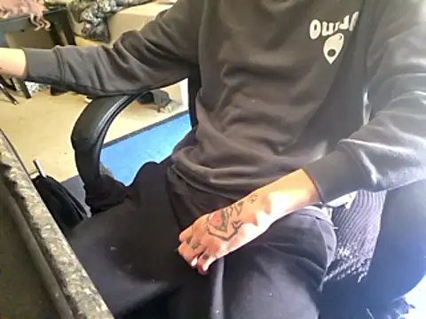 Migaruo online show from 03/26/26, 06:13