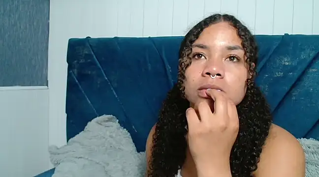 Snapshot of KittyBrookex chatting on 02/11/25, 01:41 KittyBrookex online show from 02/11/25, 01:41