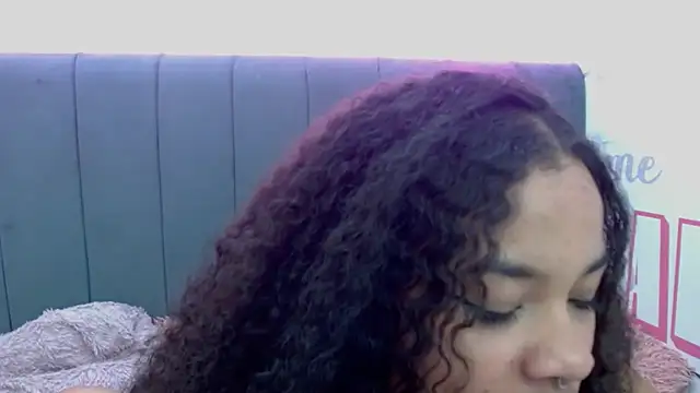 Snapshot of KittyBrookex chatting on 02/22/25, 12:38 KittyBrookex online show from 02/22/25, 12:38
