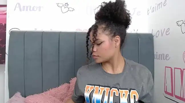 Snapshot of KittyBrookex chatting on 02/26/25, 02:14 KittyBrookex online show from 02/26/25, 02:14