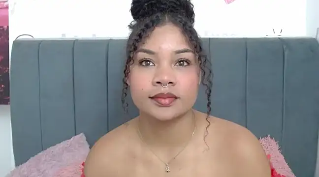 Snapshot of KittyBrookex chatting on 02/27/25, 01:49 KittyBrookex online show from 02/27/25, 01:49