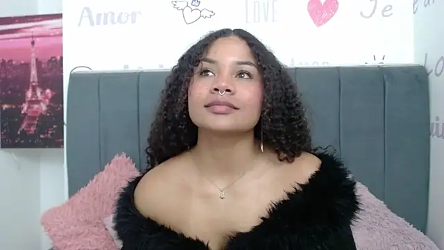 Snapshot of KittyBrookex chatting on 03/09/25, 02:43 KittyBrookex online show from 03/09/25, 02:43