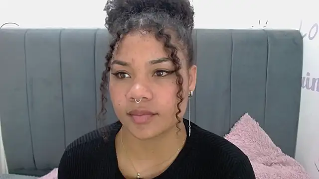 Snapshot of KittyBrookex chatting on 03/12/25, 09:13 KittyBrookex online show from 03/12/25, 09:13