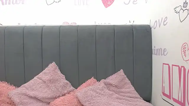Snapshot of KittyBrookex chatting on 03/15/25, 02:01 KittyBrookex online show from 03/15/25, 02:01
