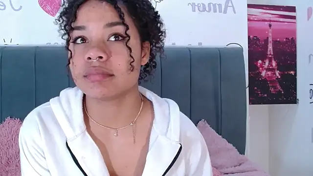 Snapshot of KittyBrookex chatting on 10/07/25, 02:14 KittyBrookex online show from 10/07/25, 02:14