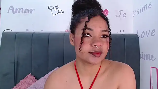 Snapshot of KittyBrookex chatting on 10/14/25, 02:29 KittyBrookex online show from 10/14/25, 02:29