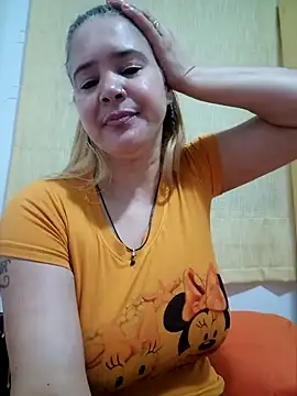 lamorbosa37 online show from 02/06/25, 05:09