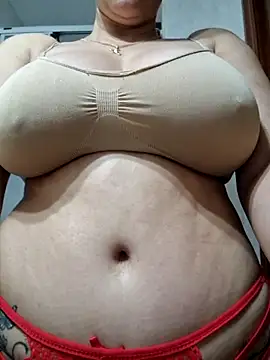 lamorbosa37 online show from 04/24/26, 10:07