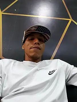 Yosbel123xh online show from 04/29/26, 04:22