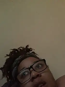 bustypothead online show from 10/09/25, 05:22