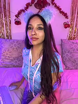 ThaliaRivera  online show from 12/17/24, 07:29