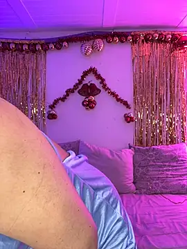 ThaliaRivera  online show from 12/29/24, 09:41