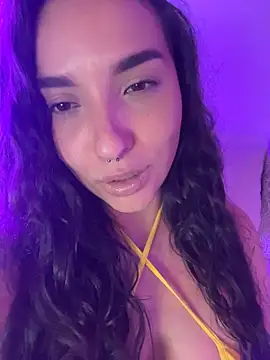 Snapshot of ThaliaRivera_ chatting on 05/06/26, 03:13 ThaliaRivera online show from 05/06/26, 03:13