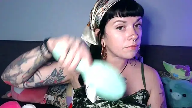 Marcelinegoddess online show from 09/30/25, 04:28