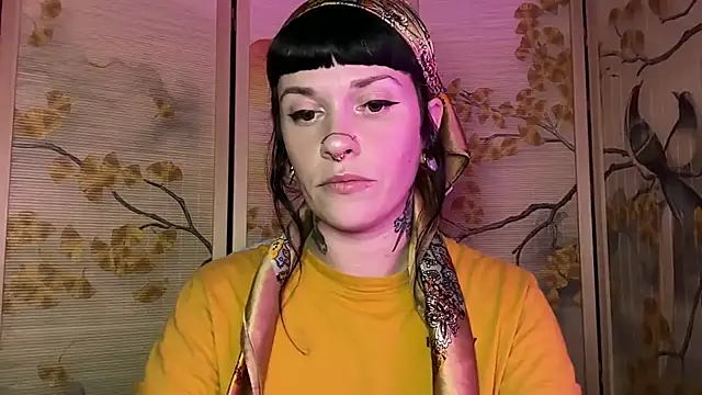 Snapshot of Marcelinegoddess chatting on 06/09/26, 03:40 Marcelinegoddess online show from 06/09/26, 03:40