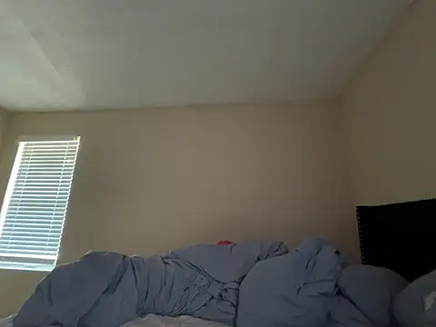 Badgirlbrittt online show from 02/28/25, 09:33