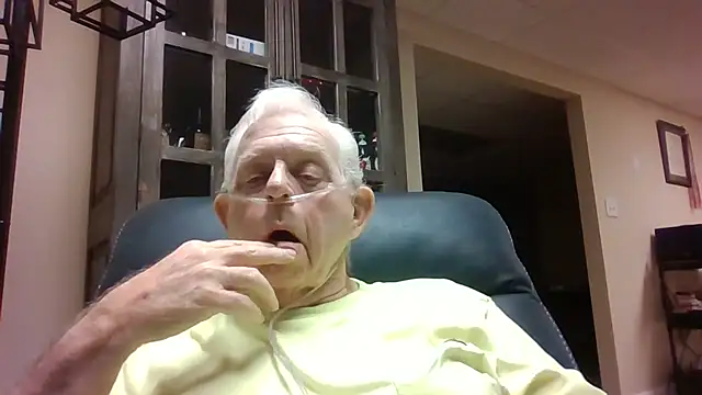 bootlegmanz online show from 12/18/25, 02:45