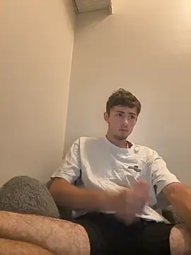 Snapshot of TheBestbrando88 chatting on 09/18/25, 03:30 TheBestbrando88 online show from 09/18/25, 03:30