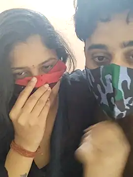 Snapshot of IND_COUPLE1 chatting on 12/08/24, 03:10 IND COUPLE1 online show from 12/08/24, 03:10