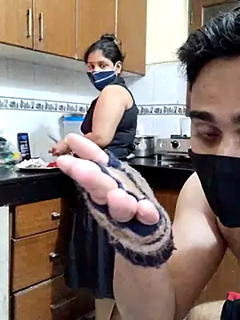 Snapshot of IND_COUPLE1 chatting on 02/07/25, 02:04 IND COUPLE1 online show from 02/07/25, 02:04