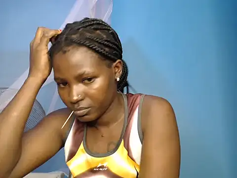 TrishaKalid online show from 11/19/25, 07:36