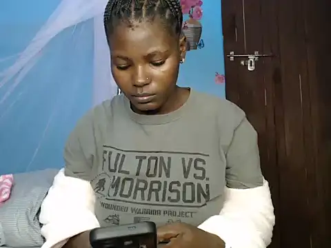 TrishaKalid online show from 02/10/26, 08:02