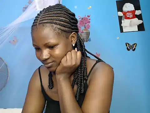 TrishaKalid online show from 03/12/26, 08:20