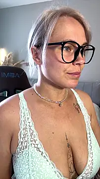 Charming Daphny online show from 07/24/26, 07:28