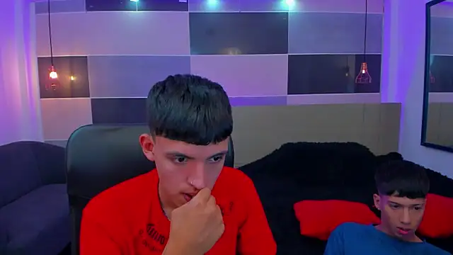 Juan Nd Steven online show from 02/13/25, 04:22