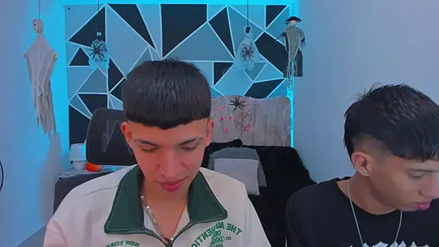 Juan Nd Steven online show from 10/24/25, 03:58