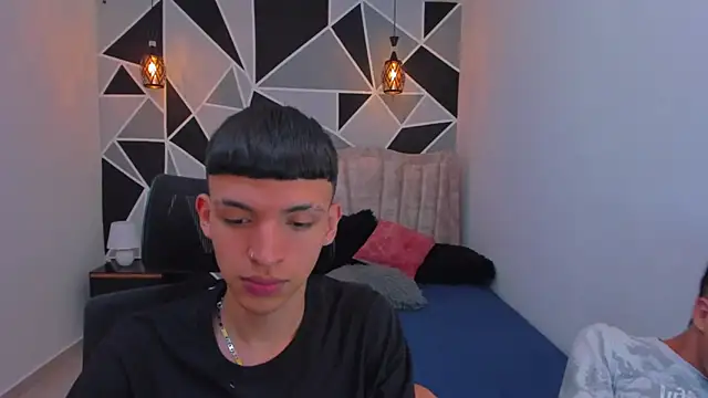 Juan Nd Steven online show from 11/06/25, 04:24