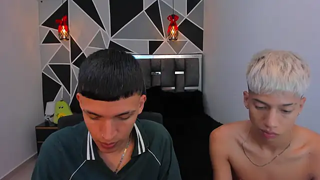 Juan Nd Steven online show from 04/11/26, 07:45