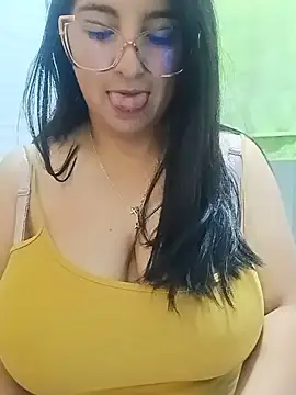 Snapshot of _Angelinaandrade_ chatting on 07/08/26, 01:15 Angelinaandrade online show from 07/08/26, 01:15