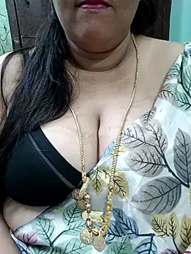 ashikaa r online show from 03/10/26, 06:24