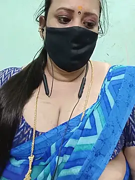 Snapshot of ashikaa_r chatting on 05/30/26, 06:27 ashikaa r online show from 05/30/26, 06:27