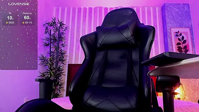 miah connor online show from 01/31/25, 05:40