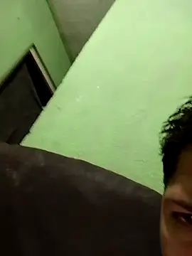 Alonsomadeira online show from 12/22/25, 07:16