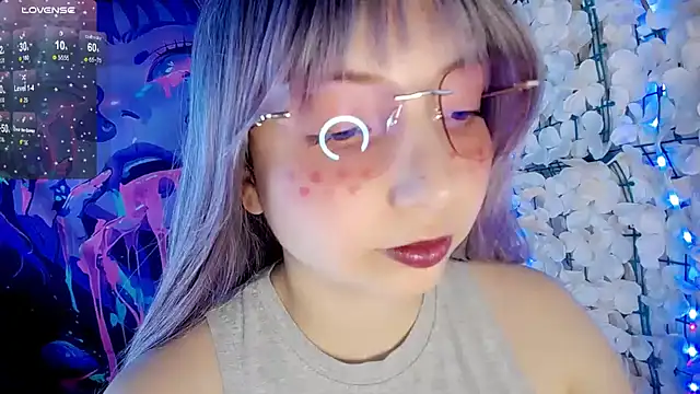 Snapshot of barbarablade chatting on 11/10/25, 09:03 barbarablade online show from 11/10/25, 09:03