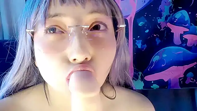 Snapshot of barbarablade chatting on 11/17/25, 09:26 barbarablade online show from 11/17/25, 09:26