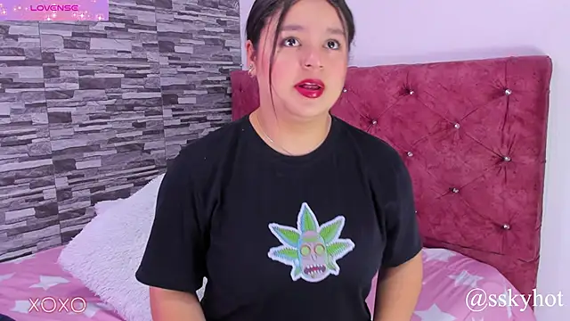 skyhotgirll online show from 01/11/25, 07:16