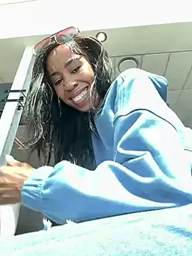 Snapshot of Dime-__ chatting on 01/28/25, 09:08 Dime-   online show from 01/28/25, 09:08