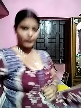 Hot Pakhi online show from 12/19/24, 01:18