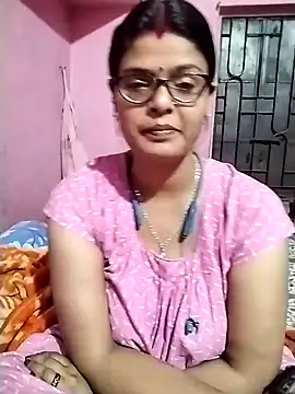 Hot Pakhi online show from 12/20/24, 04:46