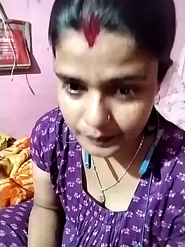Hot Pakhi online show from 01/02/25, 01:51